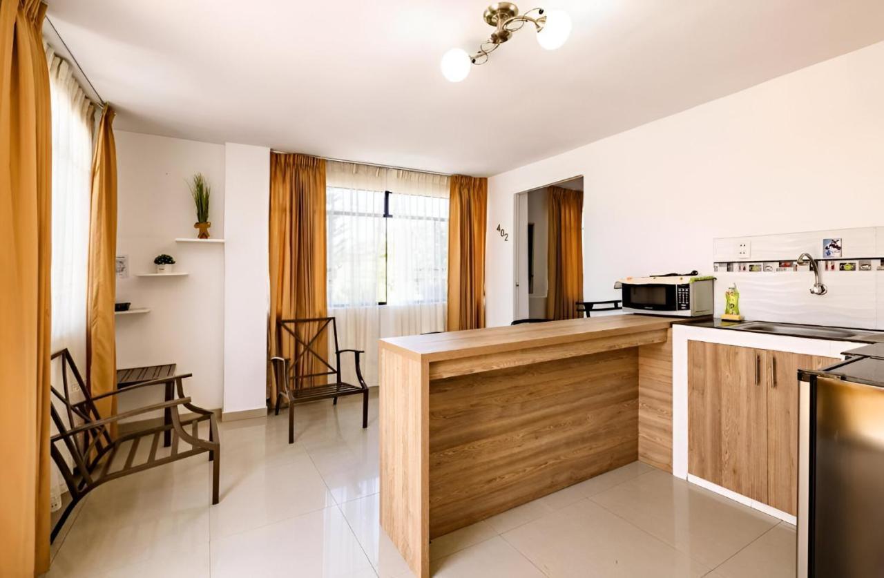 El Centurion Hotel ตรูคีโย ภายนอก รูปภาพ