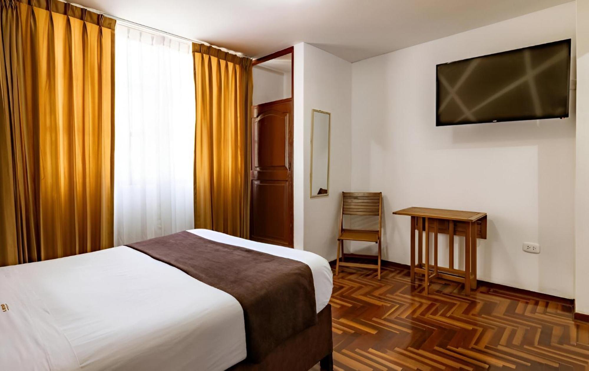El Centurion Hotel ตรูคีโย ภายนอก รูปภาพ