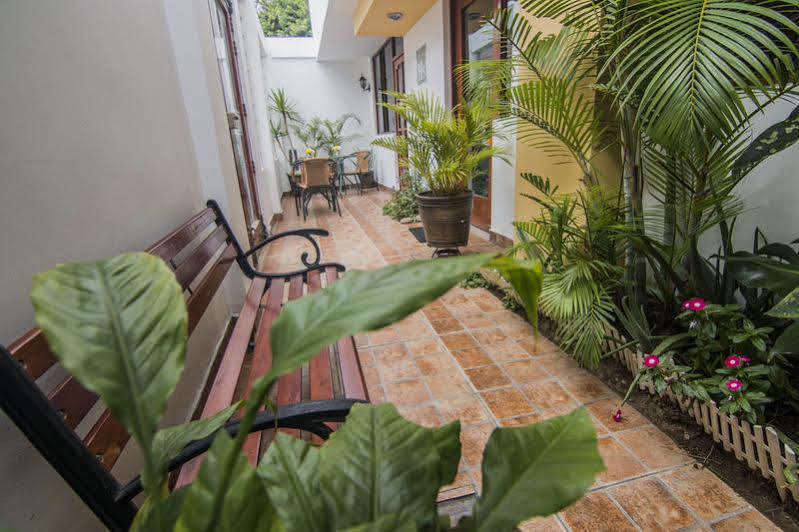 El Centurion Hotel ตรูคีโย ภายนอก รูปภาพ